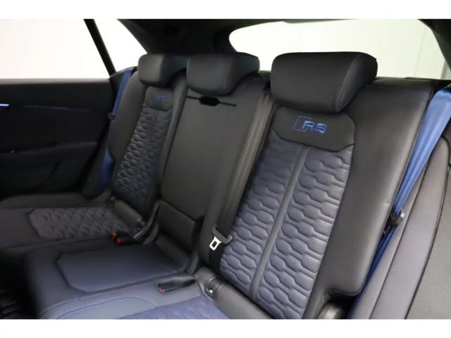 Audi RS Q8 Performance Quattro