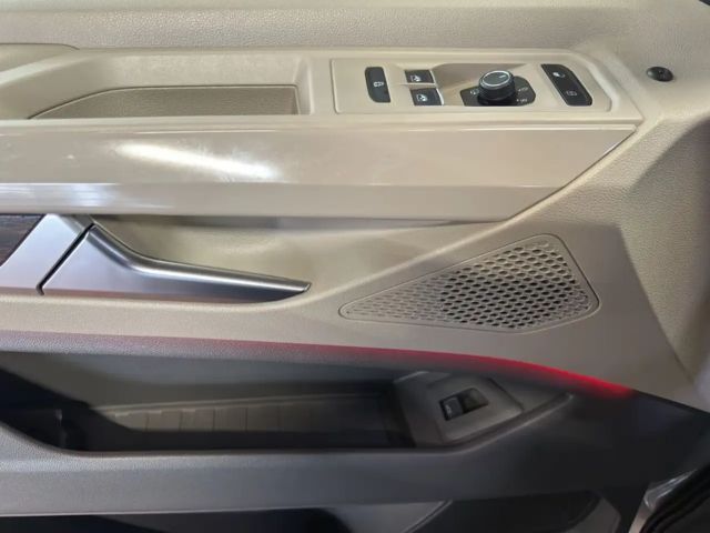 Volkswagen Multivan Style T7