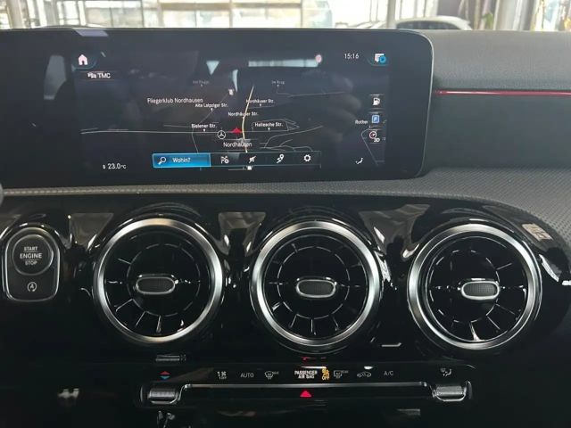 Mercedes-Benz A 200 AMG Line