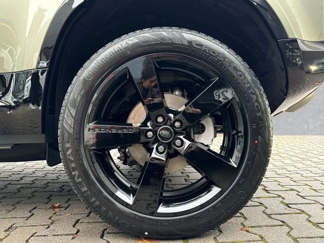 Land Rover Defender 110 AWD D250 Dynamic HSE
