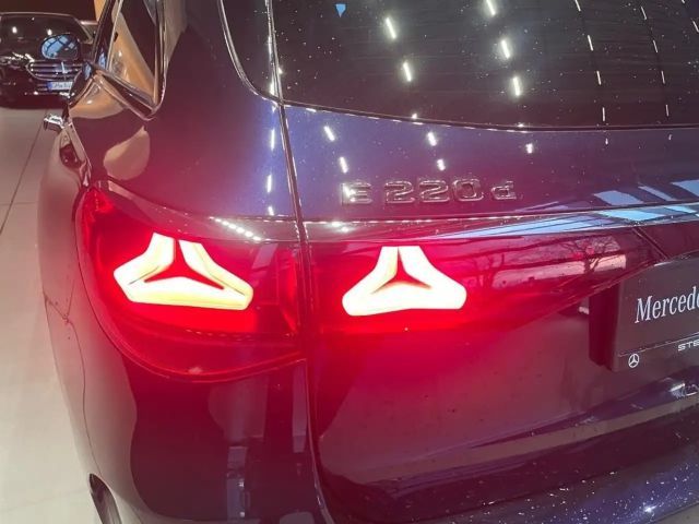 Mercedes-Benz E 220 AMG Line E 220 d Estate
