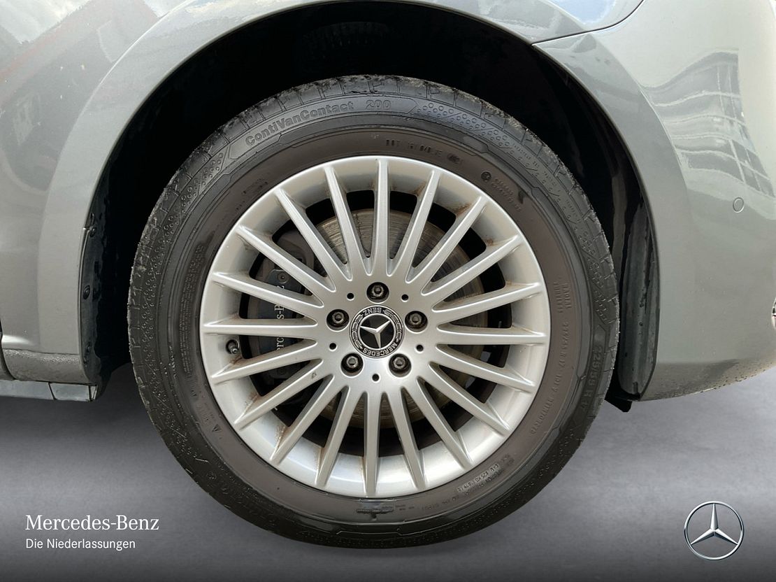 Mercedes-Benz V 220 V 220 d