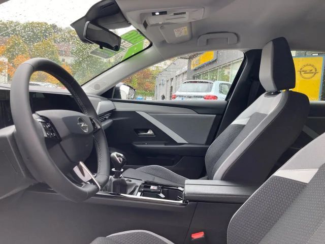 Opel Astra 1.2 Turbo Enjoy Turbo