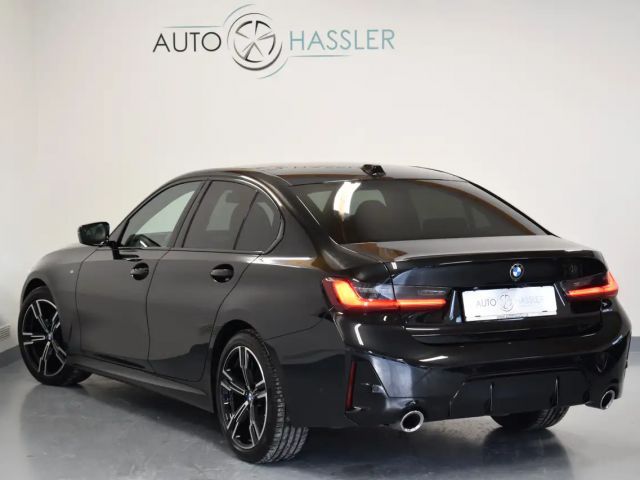 BMW 320 320d M-Sport Sedan