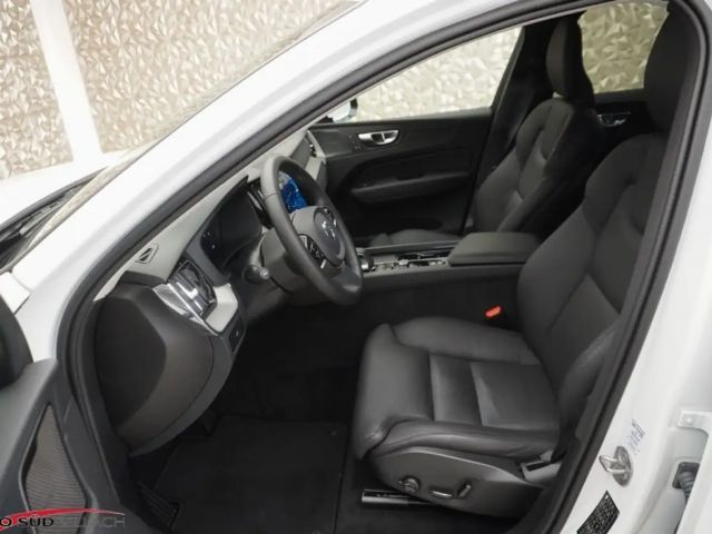 Volvo XC60 AWD Dark Plus