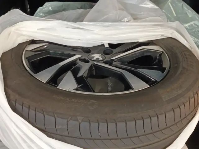 Peugeot E-2008 GT-Line