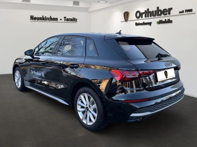 Audi A3 30 TFSI Sedan