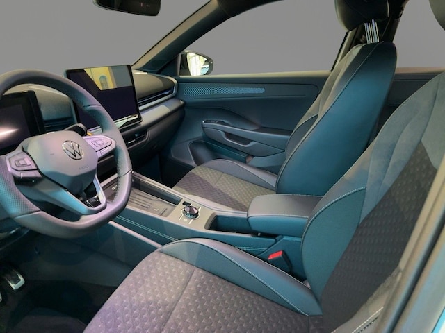 Volkswagen T-Roc 1.5 eTSI IQ.Drive R-Line Style