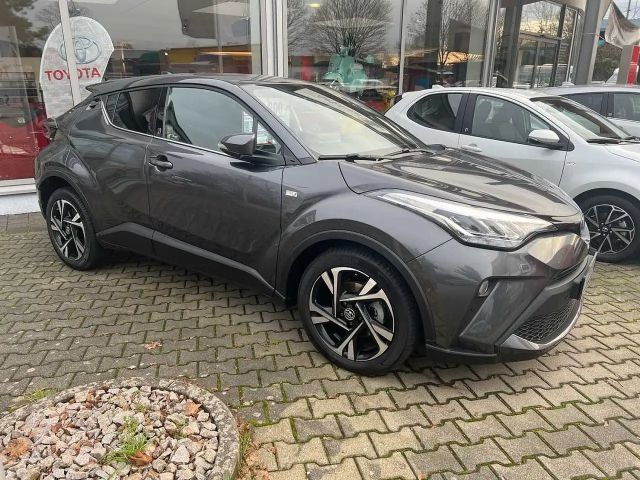 Toyota C-HR Hybride Team D