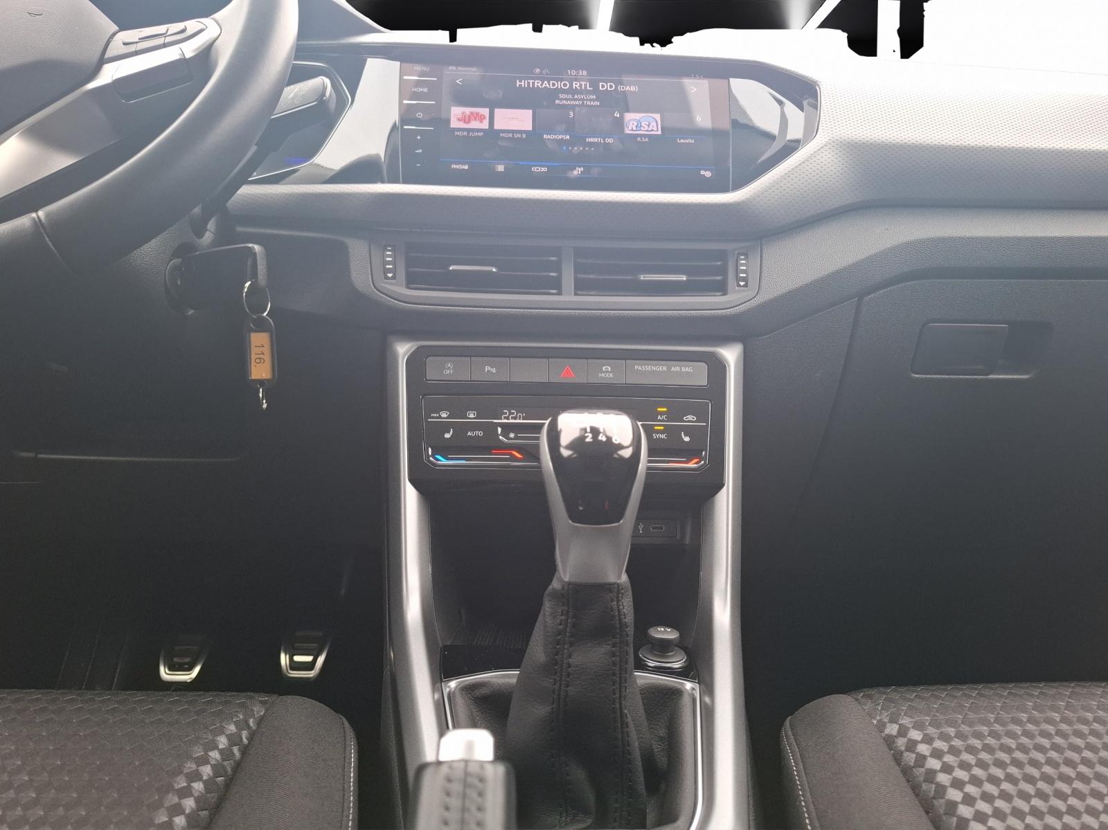 Volkswagen T-Cross TSI Active Navi AID ACC PDC SH LM