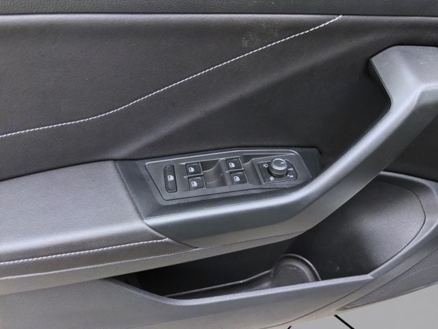 Volkswagen T-Roc 1.0 TSI R-Line