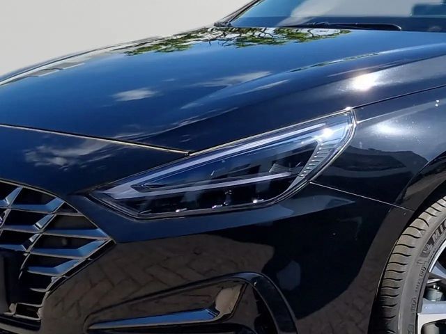 Hyundai i30 Advantage Hybrid T-GDi