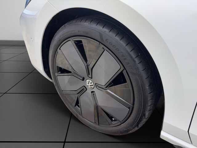 Volkswagen Passat 2.0 TDI DSG R-Line Style