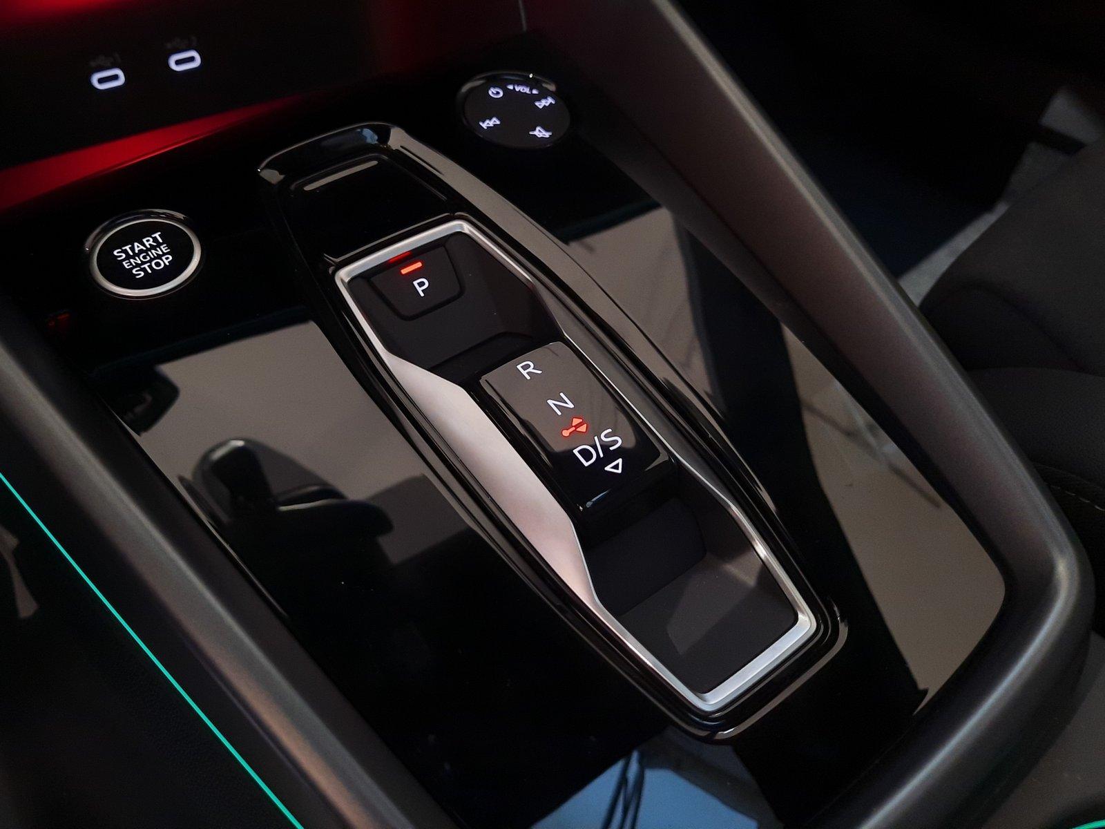 Audi A3 S-Line S-Tronic Sedan Sportback