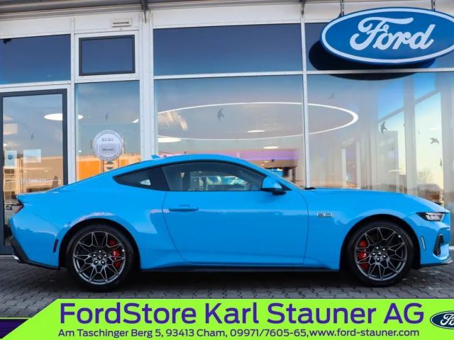 Ford Mustang Fastback GT 5.0 V8