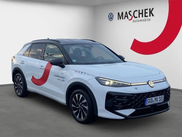 Volkswagen T-Roc 1.5 eTSI DSG R-Line