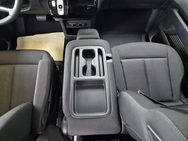 Hyundai Staria Trend