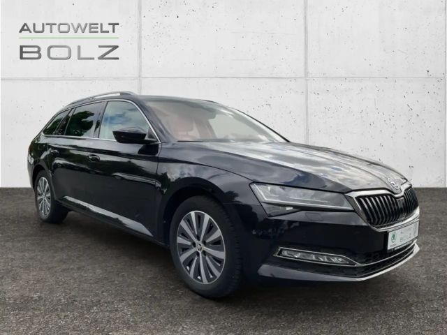 Skoda Superb 2.0 TDI Combi Style Style