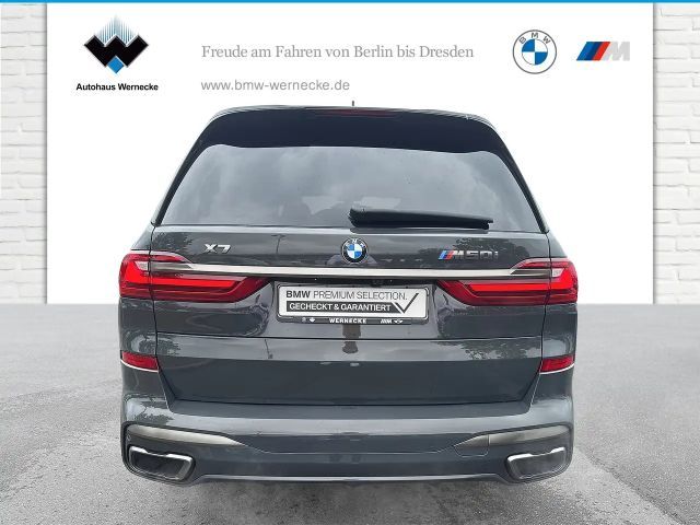 BMW X7 M50i