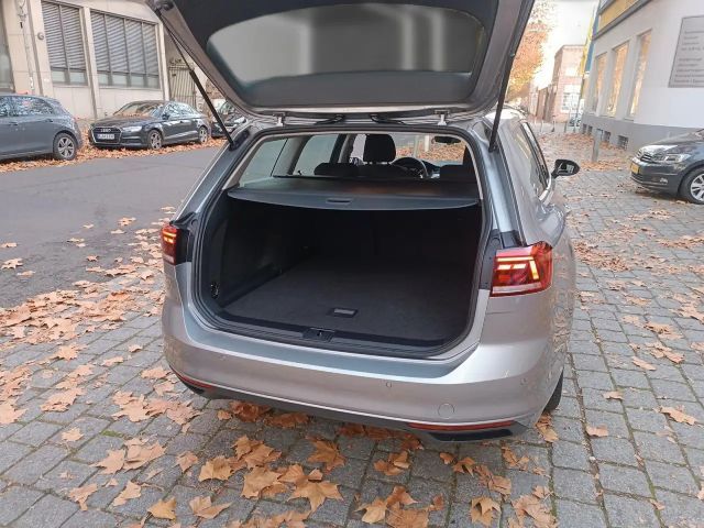 Volkswagen Passat 1.5 TSI Variant