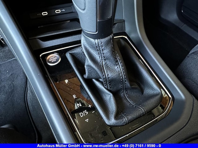 Volkswagen Touran 1.5 TSI DSG