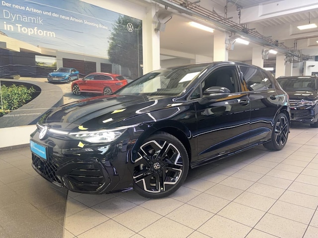 Volkswagen Golf 1.5 eTSI DSG R-Line