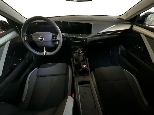 Opel Astra 1.2 Turbo Enjoy Turbo