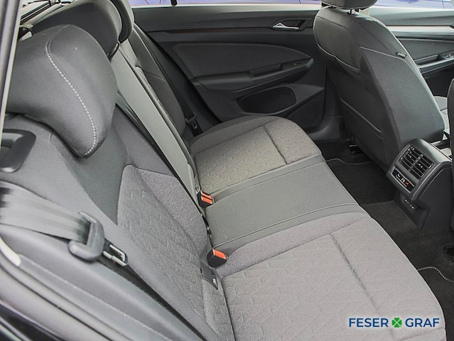 Volkswagen Golf 1.5 eTSI DSG Life Variant