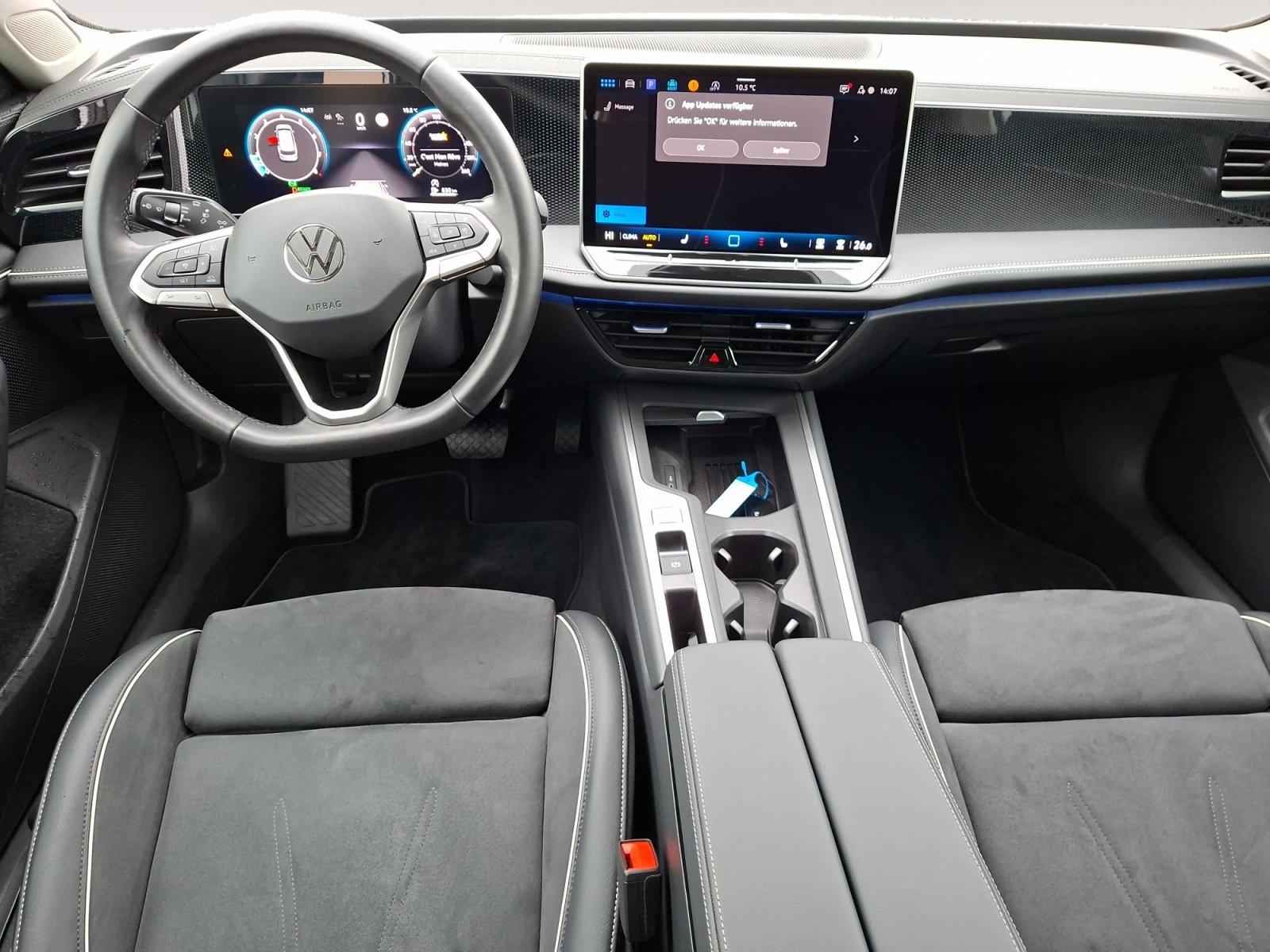 Volkswagen Passat 1.5 eTSI Business Variant