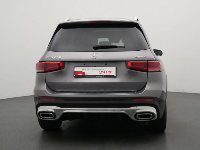 Mercedes-Benz GLB 250 4MATIC AMG Line