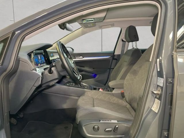 Volkswagen Golf 1.5 TSI Life Variant