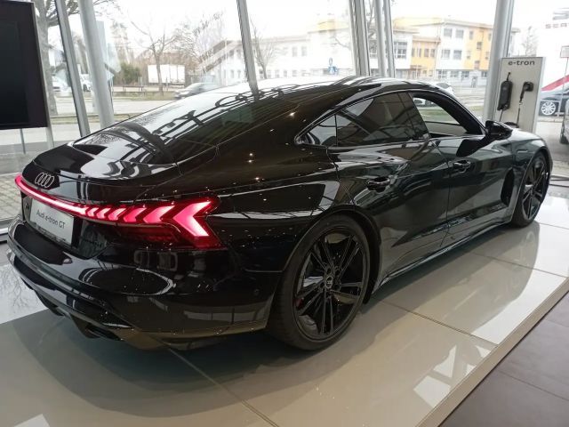 Audi e-tron GT Audi S e-tron GT