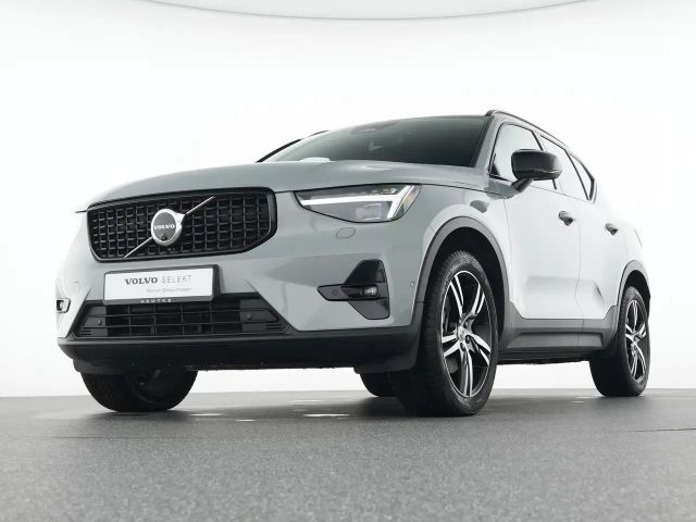 Volvo XC40 Dark Plus