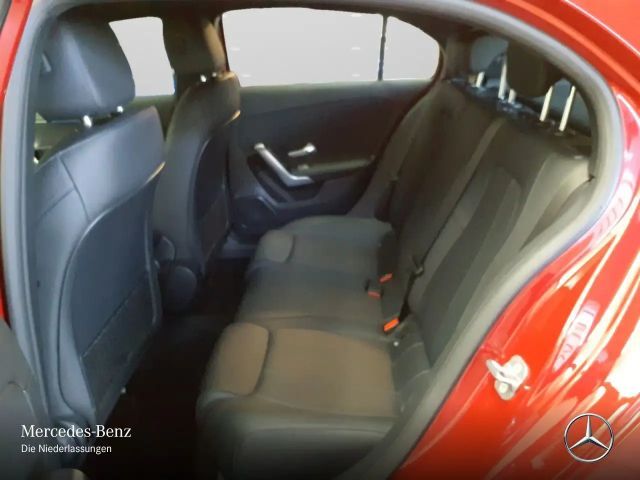 Mercedes-Benz A 180 Progressive