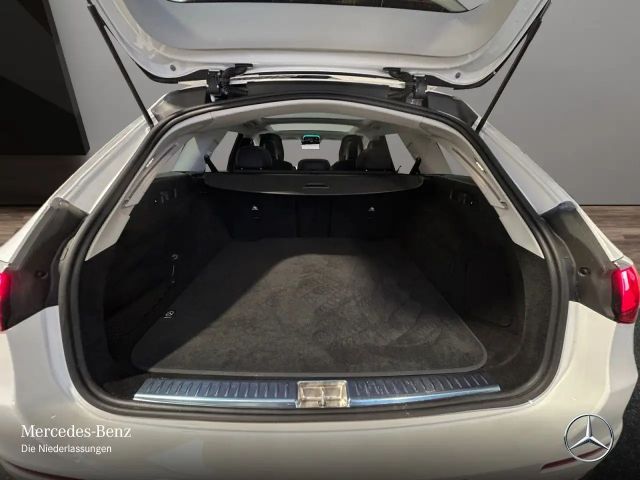 Mercedes-Benz E 200 AVANTGARDE Estate