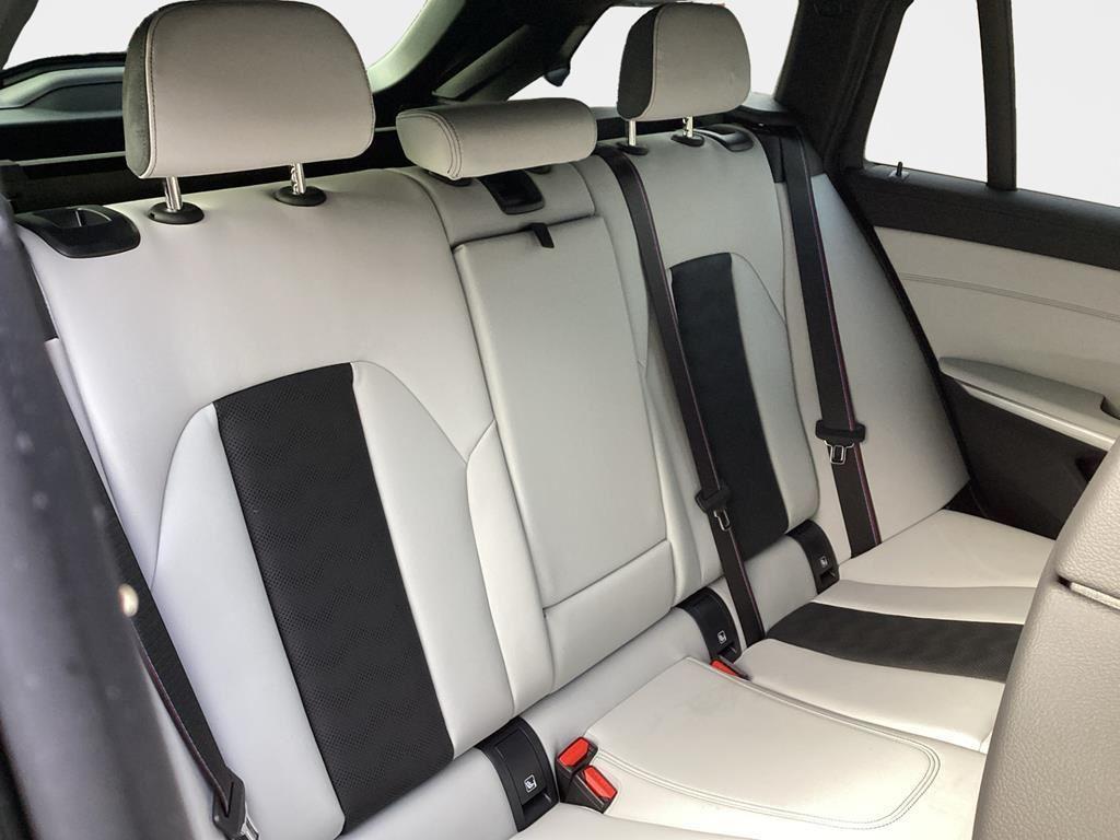 BMW M3 Competition Touring