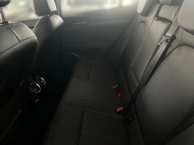 Alfa Romeo Stelvio AT8 Q4 TI