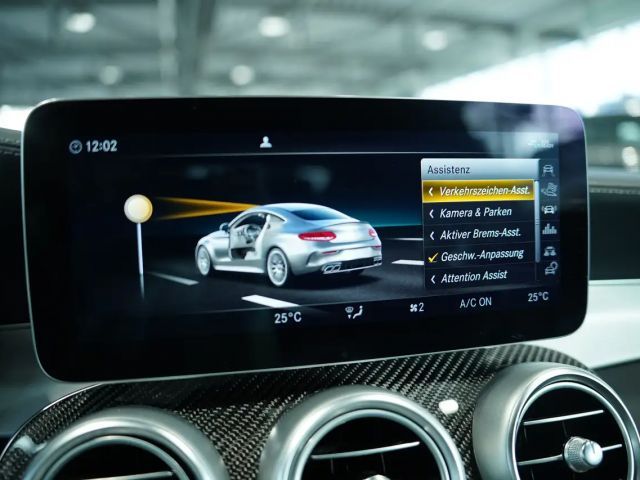 Mercedes-Benz C 63 AMG AMG Line Coupé