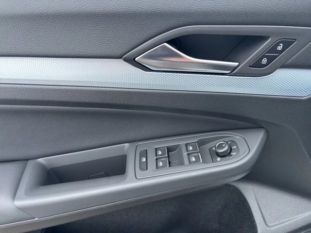 Volkswagen Golf 1.5 eTSI Life