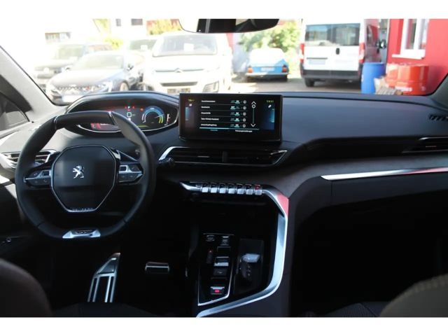 Peugeot 3008 EAT8 GT-Line Hybrid4