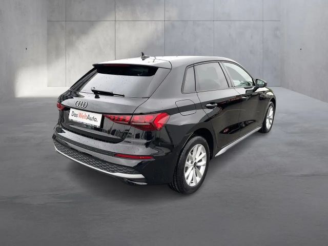 Audi A3 30 TFSI Sedan