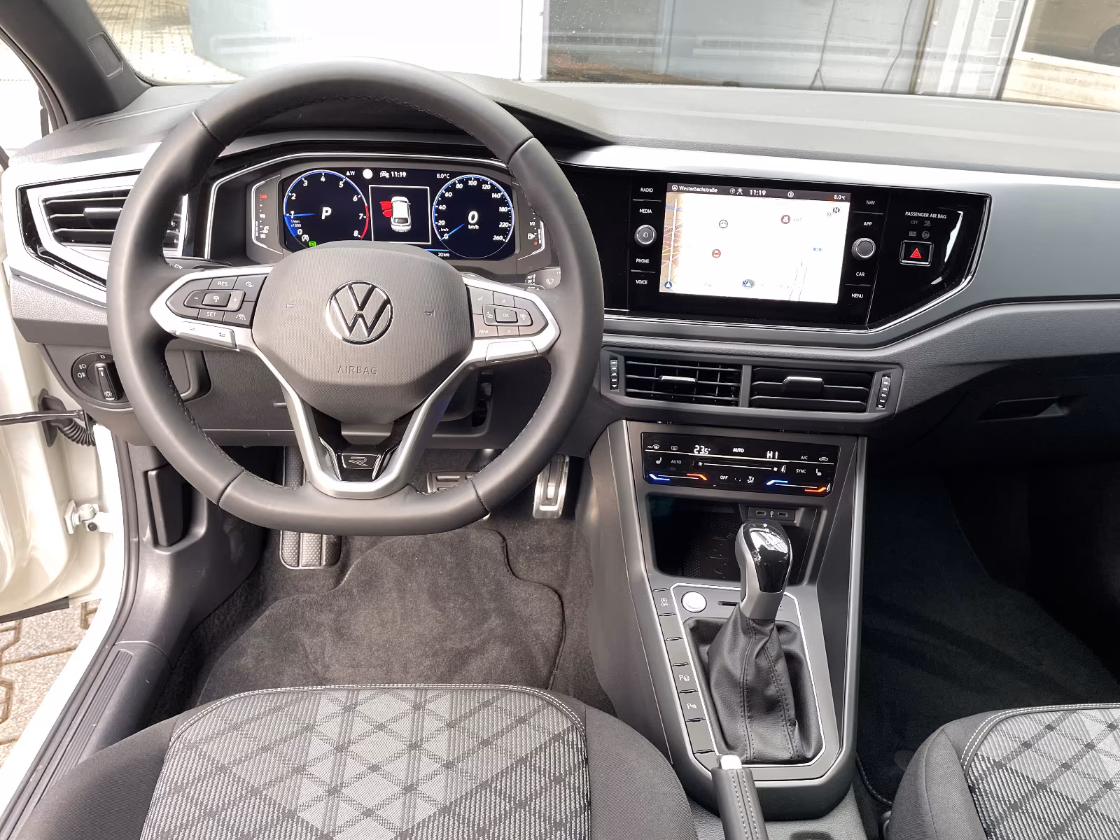 Volkswagen Taigo 1.0 TSI DSG R-Line