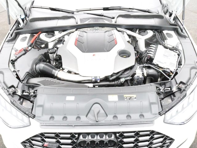 Audi RS4 Avant Quattro