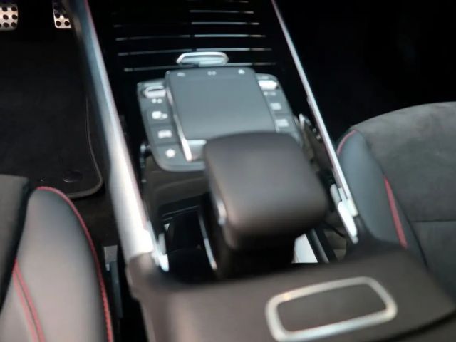 Mercedes-Benz EQB 350 4MATIC AMG Line