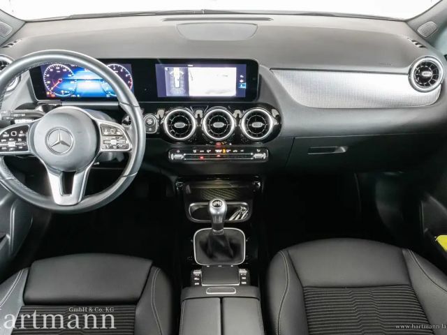 Mercedes-Benz B 200 Progressive