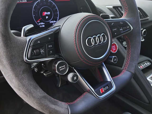 Audi R8 Coupé Performance S-Tronic V10