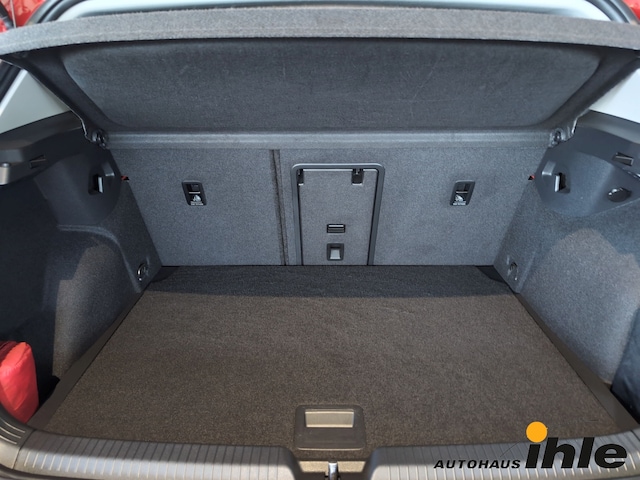 Volkswagen Golf DSG Golf VIII IQ.Drive Style