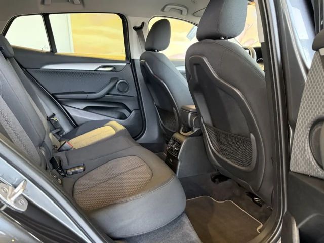 BMW X2 Advantage pakket sDrive18i