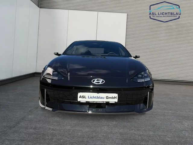 Hyundai IONIQ 6 UNIQ Vierwielaandrijving