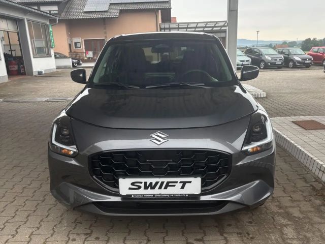 Suzuki Swift AllGrip Comfort DualJet Hybrid